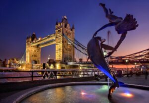 london landmark tower bridge architecture england nature river thames sunset dusk city evening lights twilight united kingdom europe