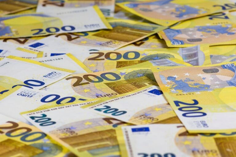 A detailed view of 200 Euro banknotes, ideal for themes of finance, currency, and wealth.