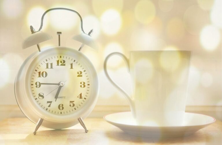 alarm clock coffee pot time wake up time display ring the bell have breakfast good morning alarm clock time stand up tomorrow clock memory moment punctuality in time coffee break light effects sparkle tender romantic wake up good morning good morning good morning good morning good morning clock