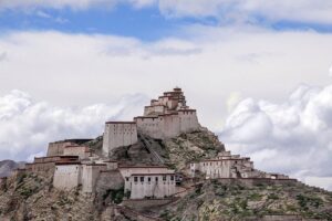 asia autonomous region of tibet china nature buddhism fortress dzong gyantze mountain top defense systems tourism summer