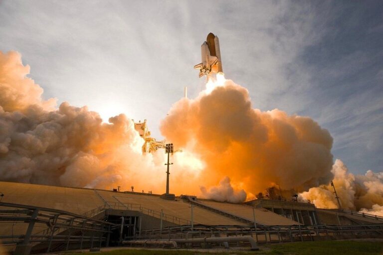 space shuttle rocket lift-off liftoff nasa aerospace space rocket start gravity force science rocket rocket rocket rocket rocket nasa nasa aerospace start start start science science science science