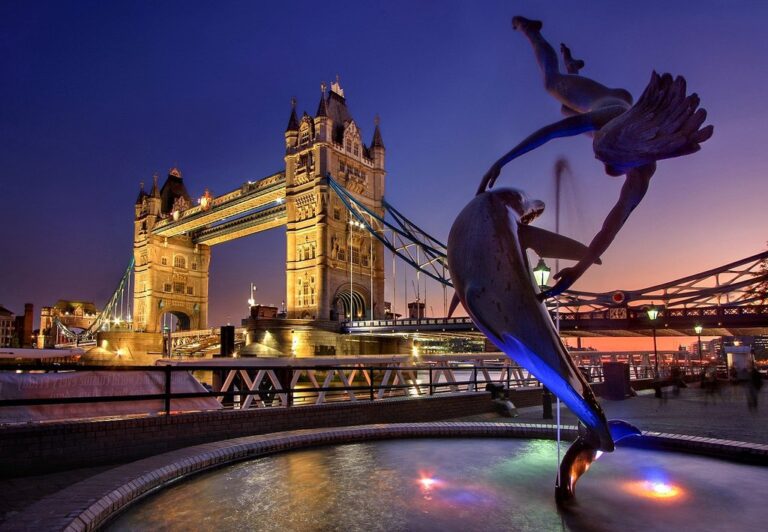 london landmark tower bridge architecture england river thames sunset dusk city evening lights nature twilight united kingdom europe